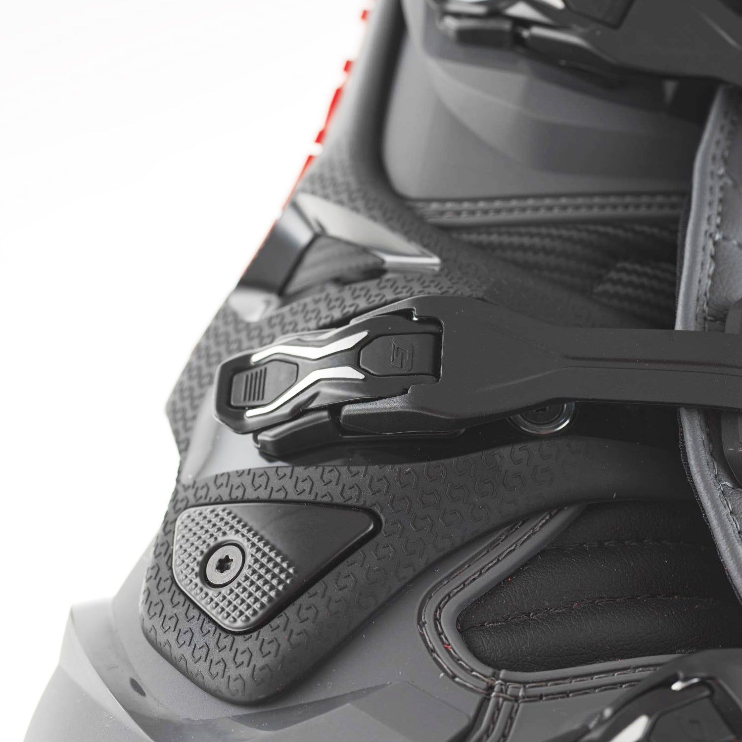 SG22 ANTHRACITE / BLACK / RED