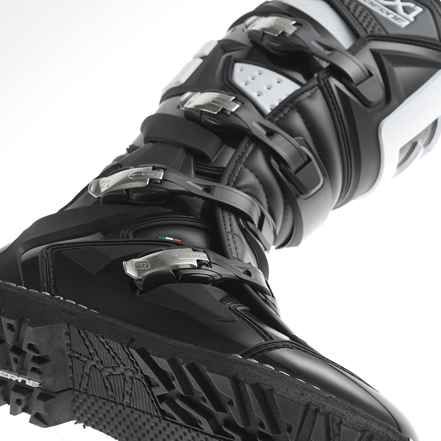 GX1 ENDURO BLACK
